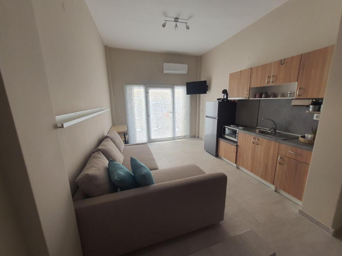 New Apartment ,50M From The Sea At Nea Irakleia. 外观 照片
