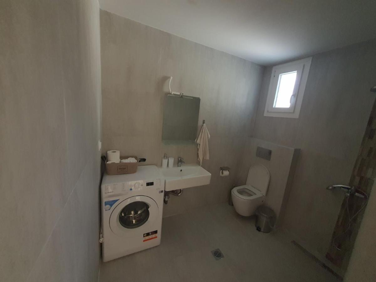 New Apartment ,50M From The Sea At Nea Irakleia. 外观 照片